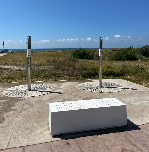 Reobertura de les dutxes a 19 dels 24 accessos de les platges